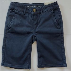 American Eagle Skinny Bermuda Shorts SZ 00 -NWT